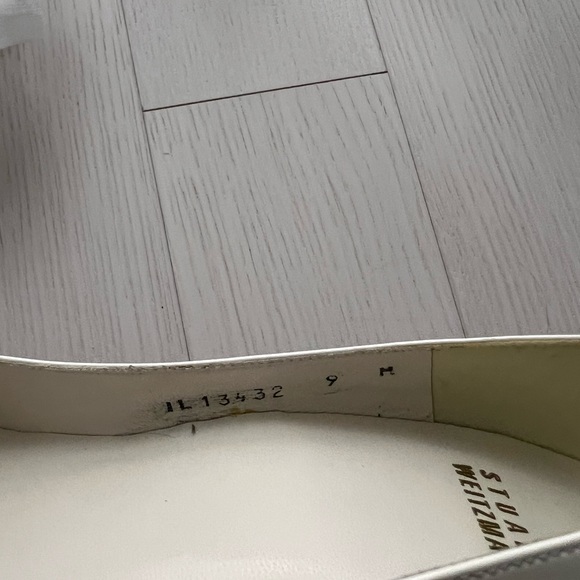Stuart Weitzman white heels - Picture 6 of 6